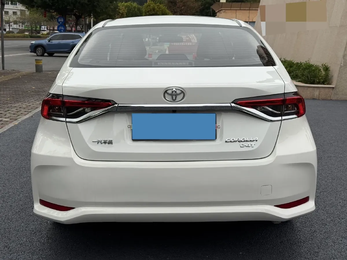 2021 Toyota Corolla 1.2T 116HP L4 CVT,autocango,china used car exporter,china ev exporter,chinese used car exporter,chinese used ev exporter