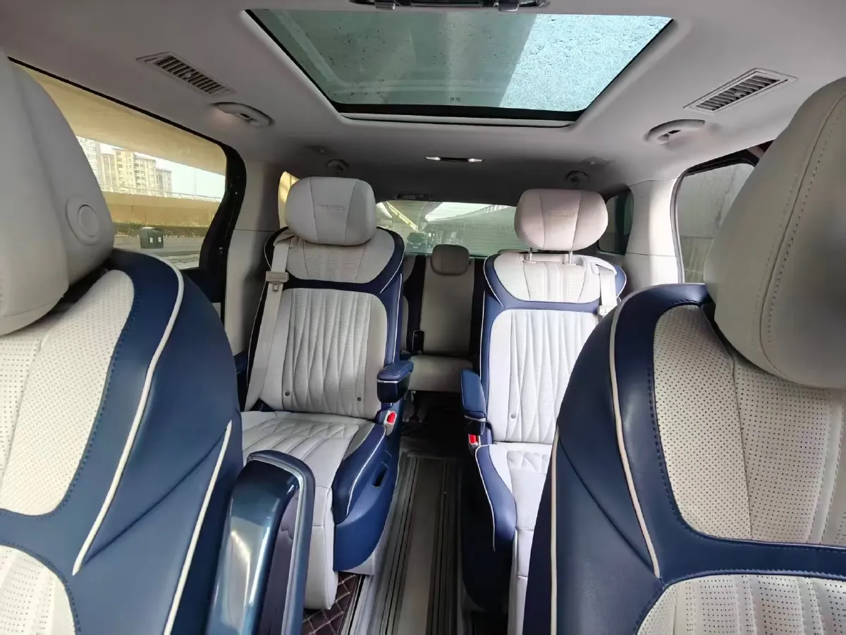 2022 Roewe iMAX8 2.0T 234HP L4 8AT,autocango,china used car exporter,china ev exporter,chinese used car exporter,chinese used ev exporter