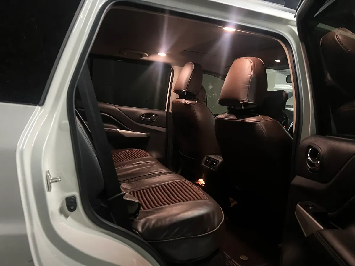 2020 Nissan Terra 2.5L 193HP L4 7AT,autocango,china used car exporter,china ev exporter,chinese used car exporter,chinese used ev exporter