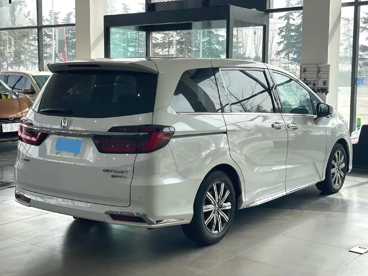 2022 Honda Odyssey 2.0L 146HP L4 E-CVT Hybrid,autocango,china used car exporter,china ev exporter,chinese used car exporter,chinese used ev exporter