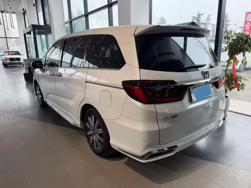 2022 Honda Odyssey 2.0L 146HP L4 E-CVT Hybrid,autocango,china used car exporter,china ev exporter,chinese used car exporter,chinese used ev exporter