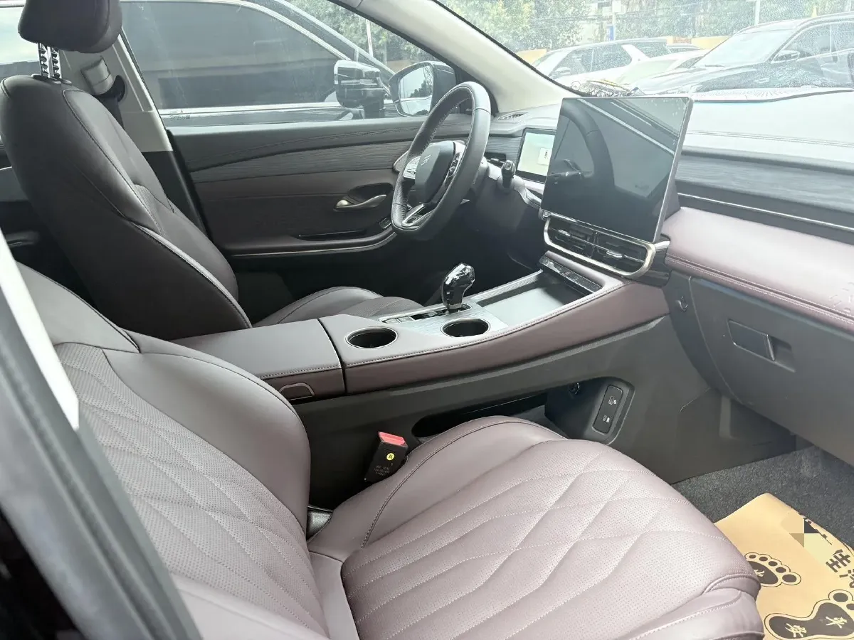 2024 Jetour X90 PRO 1.6T 197HP L4 7DCT,autocango,china used car exporter,china ev exporter,chinese used car exporter,chinese used ev exporter