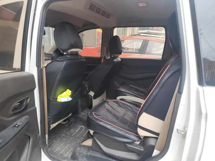 2019 WuLing HongGuang 1.5L 105HP L4 5MT,autocango,china used car exporter,china ev exporter,chinese used car exporter,chinese used ev exporter