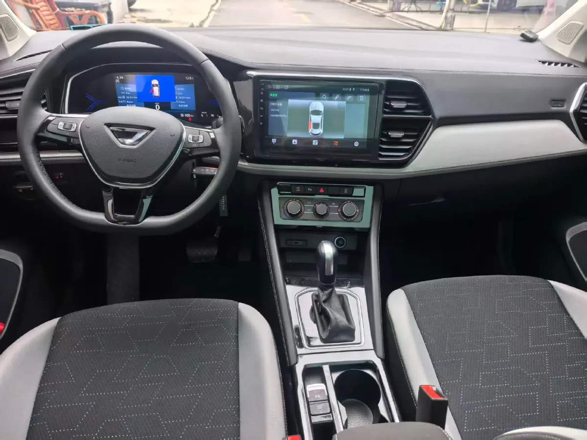 2024 Jetta VS7 1.4T 150HP L4 6AT,autocango,china used car exporter,china ev exporter,chinese used car exporter,chinese used ev exporter