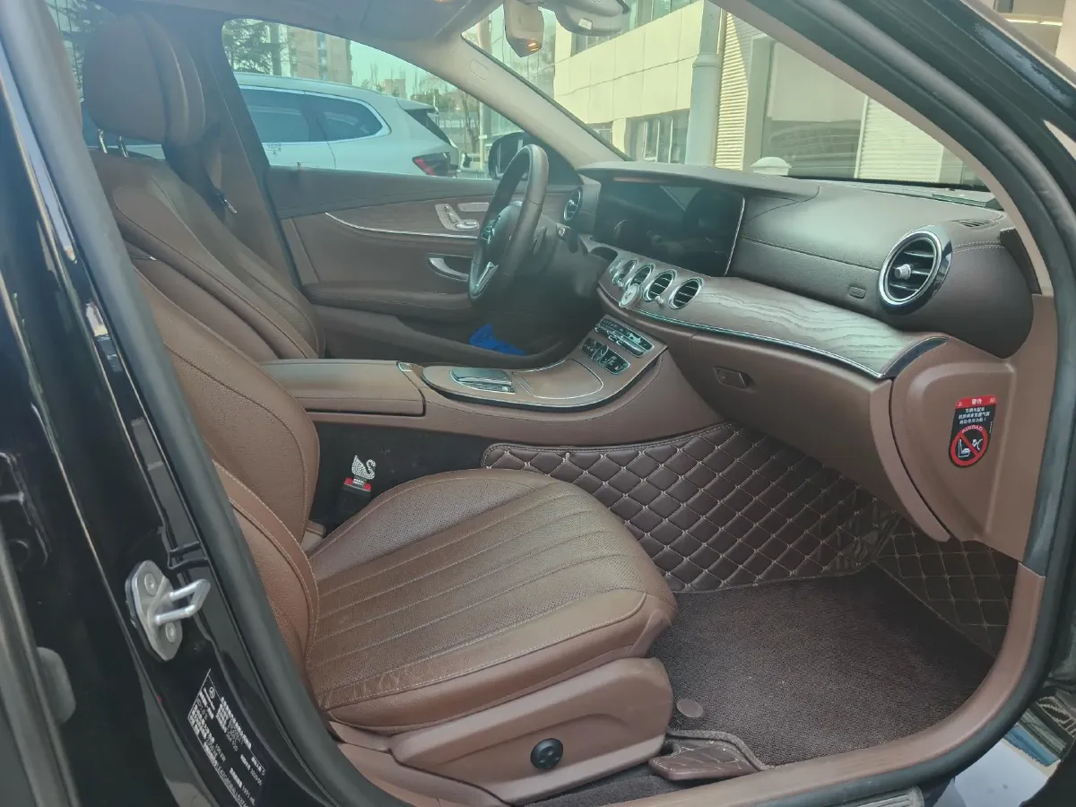 2020 Mercedes-Benz E Class 2.0T 258HP L4 9AT,autocango,china used car exporter,china ev exporter,chinese used car exporter,chinese used ev exporter