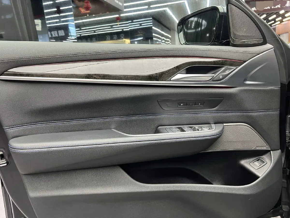 2022 BMW 6 Series GT 2.0T 245HP L4 8AT,autocango,china used car exporter,china ev exporter,chinese used car exporter,chinese used ev exporter