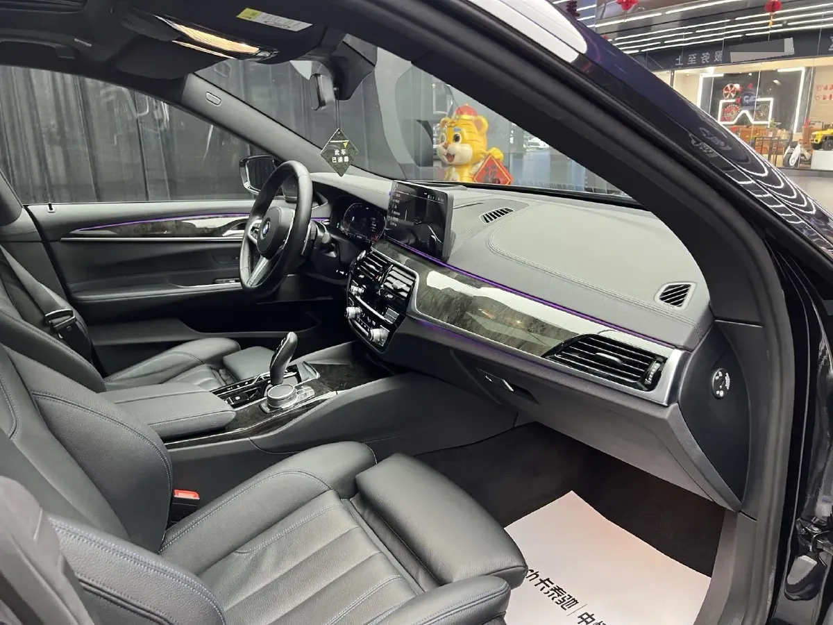 2022 BMW 6 Series GT 2.0T 245HP L4 8AT,autocango,china used car exporter,china ev exporter,chinese used car exporter,chinese used ev exporter