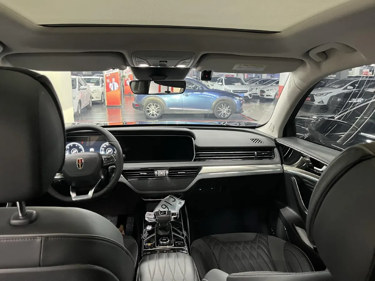 2022 HongQi HS5 2.0T 224HP L4 6AT,autocango,china used car exporter,china ev exporter,chinese used car exporter,chinese used ev exporter