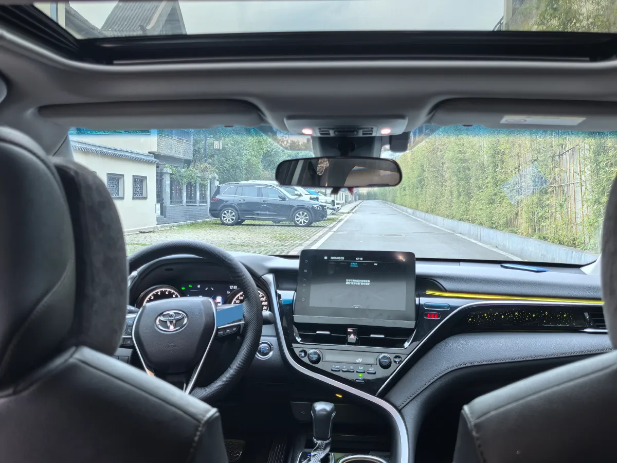 2023 Toyota Camry 2.0L 177HP L4 CVT,autocango,china used car exporter,china ev exporter,chinese used car exporter,chinese used ev exporter