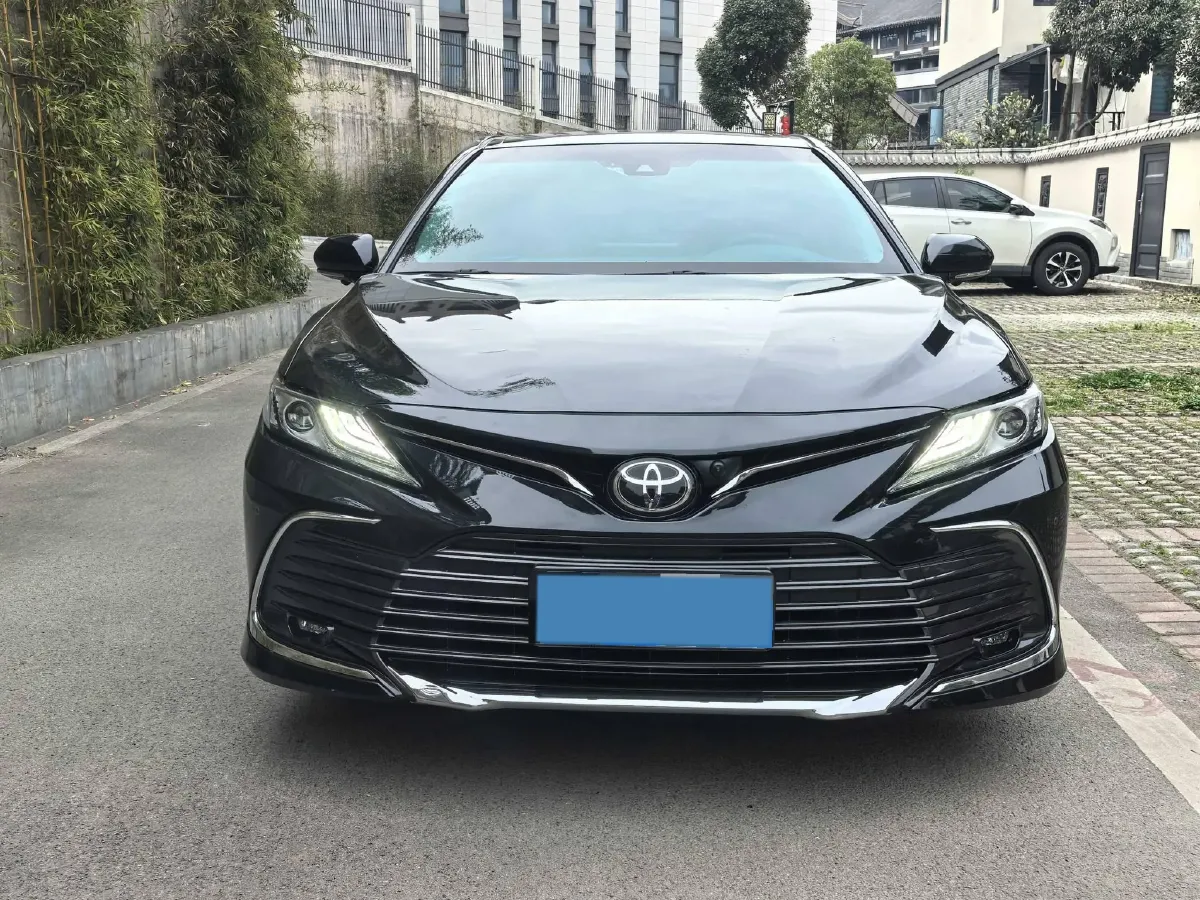 2023 Toyota Camry 2.0L 177HP L4 CVT,autocango,china used car exporter,china ev exporter,chinese used car exporter,chinese used ev exporter