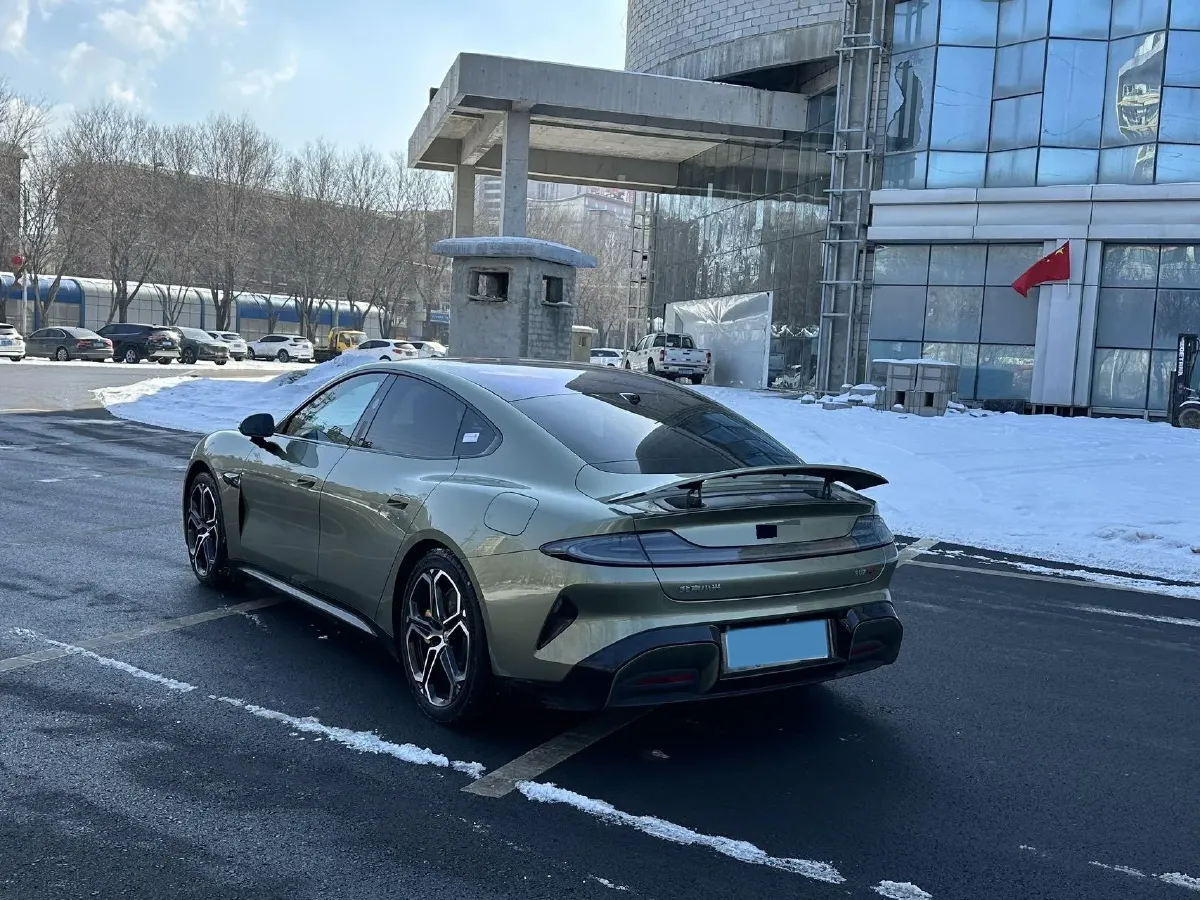 2024 MI SU7 BEV 101KWH,autocango,china used car exporter,china ev exporter,chinese used car exporter,chinese used ev exporter