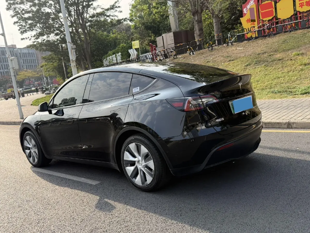 2022 Tesla Model Y BEV 60KWH,autocango,china used car exporter,china ev exporter,chinese used car exporter,chinese used ev exporter