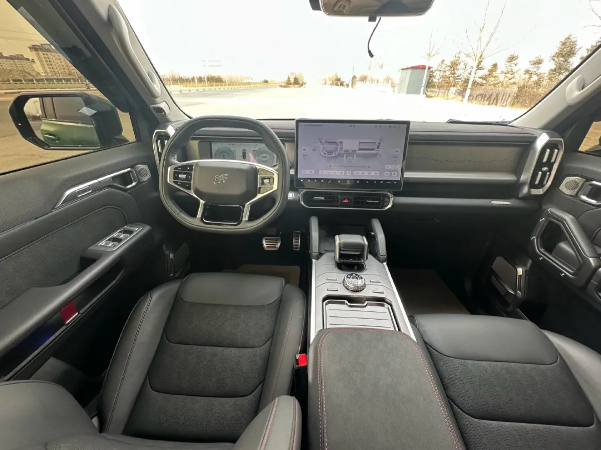 2023 Jetour Traveller 2.0T 254HP L4 7DCT,autocango,china used car exporter,china ev exporter,chinese used car exporter,chinese used ev exporter