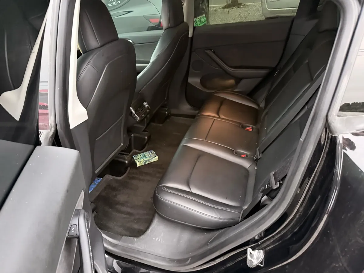 2022 BMW 3 Series 2.0T 184HP L4 8AT,autocango,china used car exporter,china ev exporter,chinese used car exporter,chinese used ev exporter