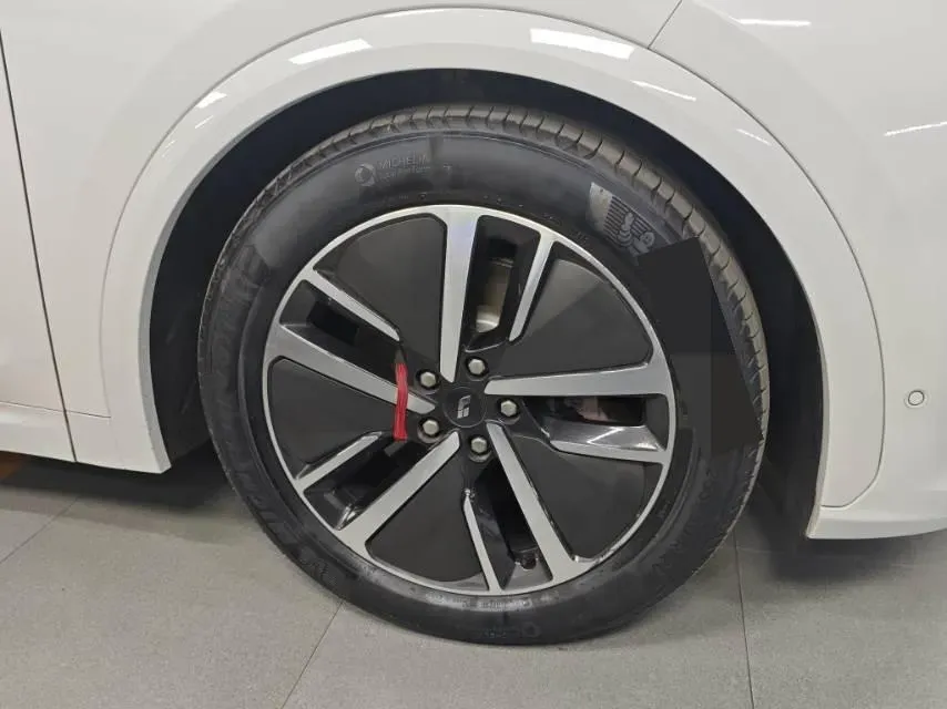 2024 Li L7 Range Extended 154HP REEV 42.8KWH,autocango,china used car exporter,china ev exporter,chinese used car exporter,chinese used ev exporter