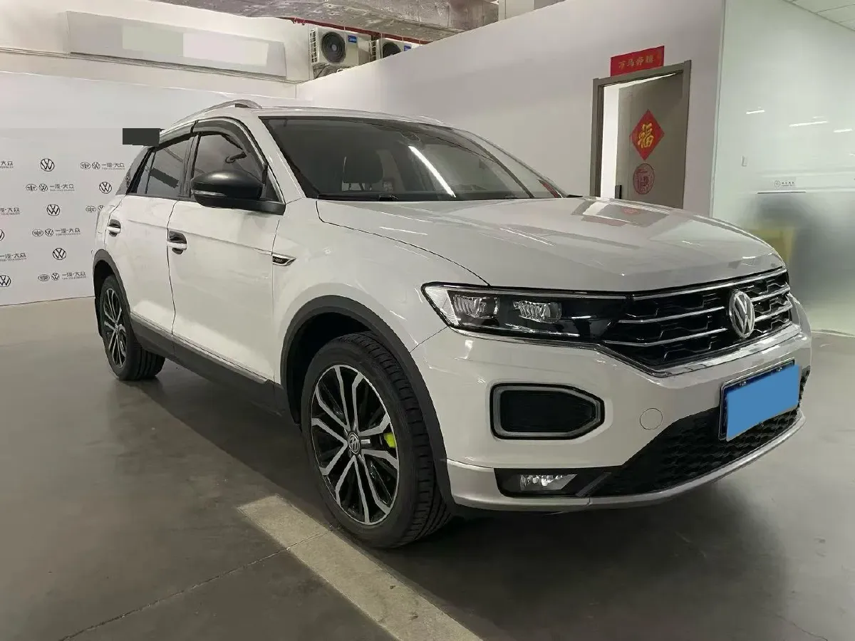 2021 Volkswagen T-Roc 1.4T 150HP L4 7DCT,autocango,china used car exporter,china ev exporter,chinese used car exporter,chinese used ev exporter