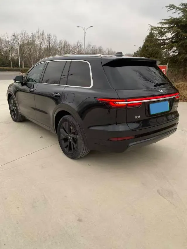 2020 Li ONE Range Extended 131HP REEV 40.5KWH,autocango,china used car exporter,china ev exporter,chinese used car exporter,chinese used ev exporter