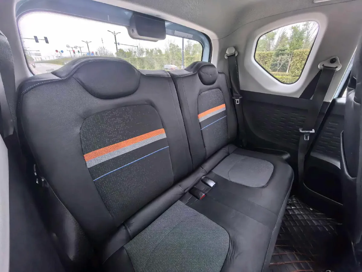 2020 WuLing HongGuang MINI EV BEV 9KWH,autocango,china used car exporter,china ev exporter,chinese used car exporter,chinese used ev exporter