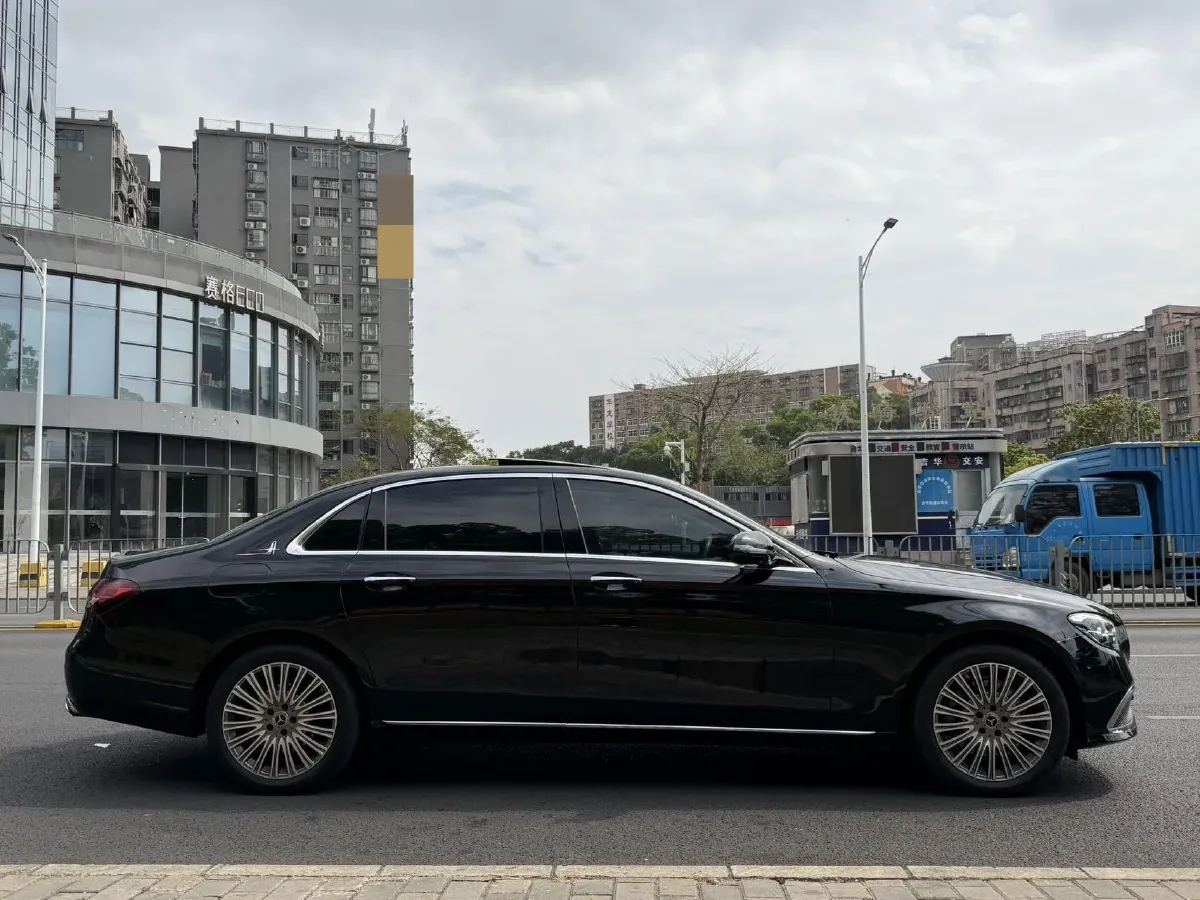 2022 Mercedes-Benz GLC Class 2.0T 258HP L4 9AT,autocango,china used car exporter,china ev exporter,chinese used car exporter,chinese used ev exporter