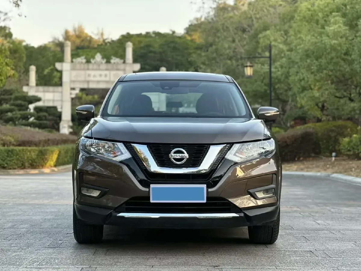 2020 Nissan X-Trail 2.0L 154HP L4 CVT,autocango,china used car exporter,china ev exporter,chinese used car exporter,chinese used ev exporter