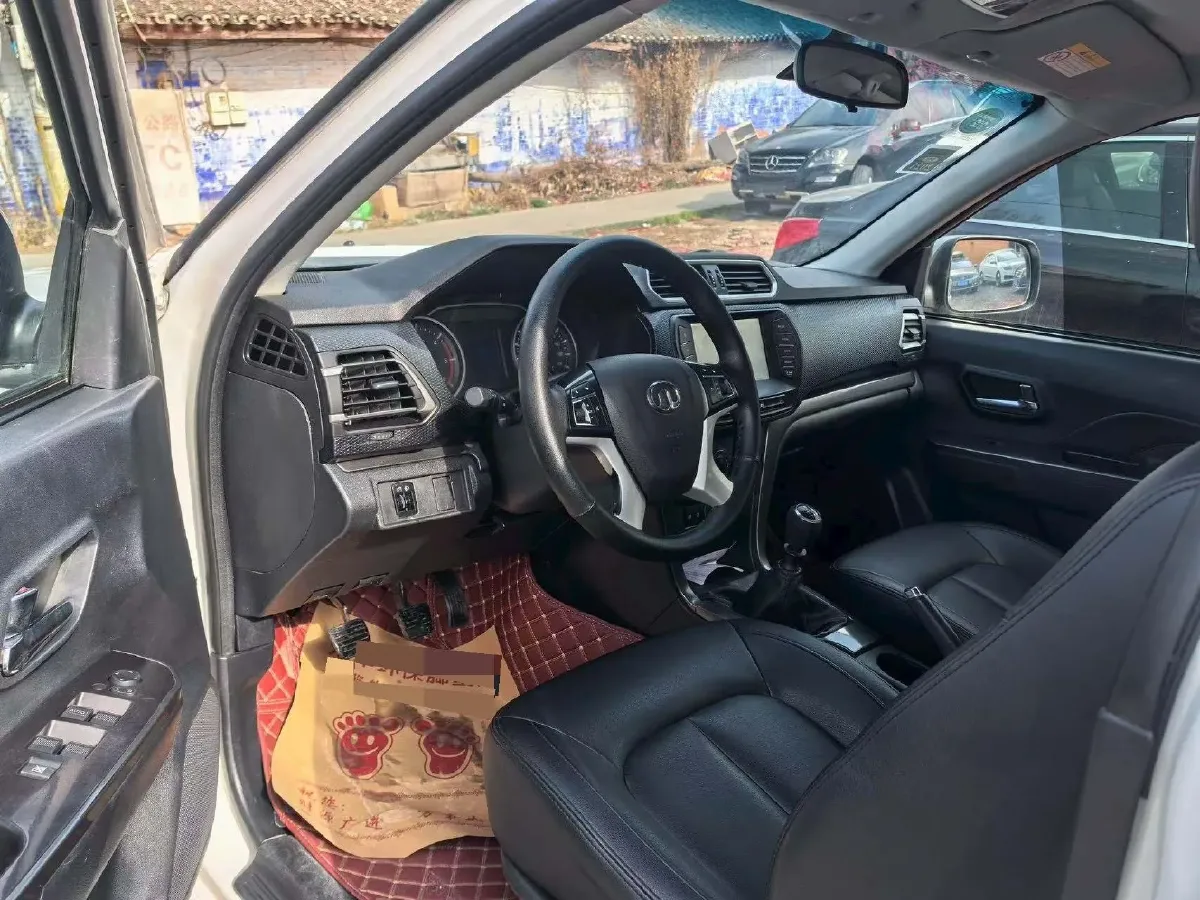 2017 Great Wall Wingle 5 2.0T 143HP L4 6MT,autocango,china used car exporter,china ev exporter,chinese used car exporter,chinese used ev exporter