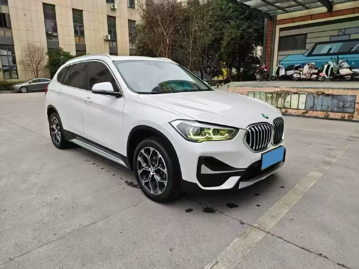 2020 BMW X1 1.5T 140HP L3 7DCT,autocango,china used car exporter,china ev exporter,chinese used car exporter,chinese used ev exporter