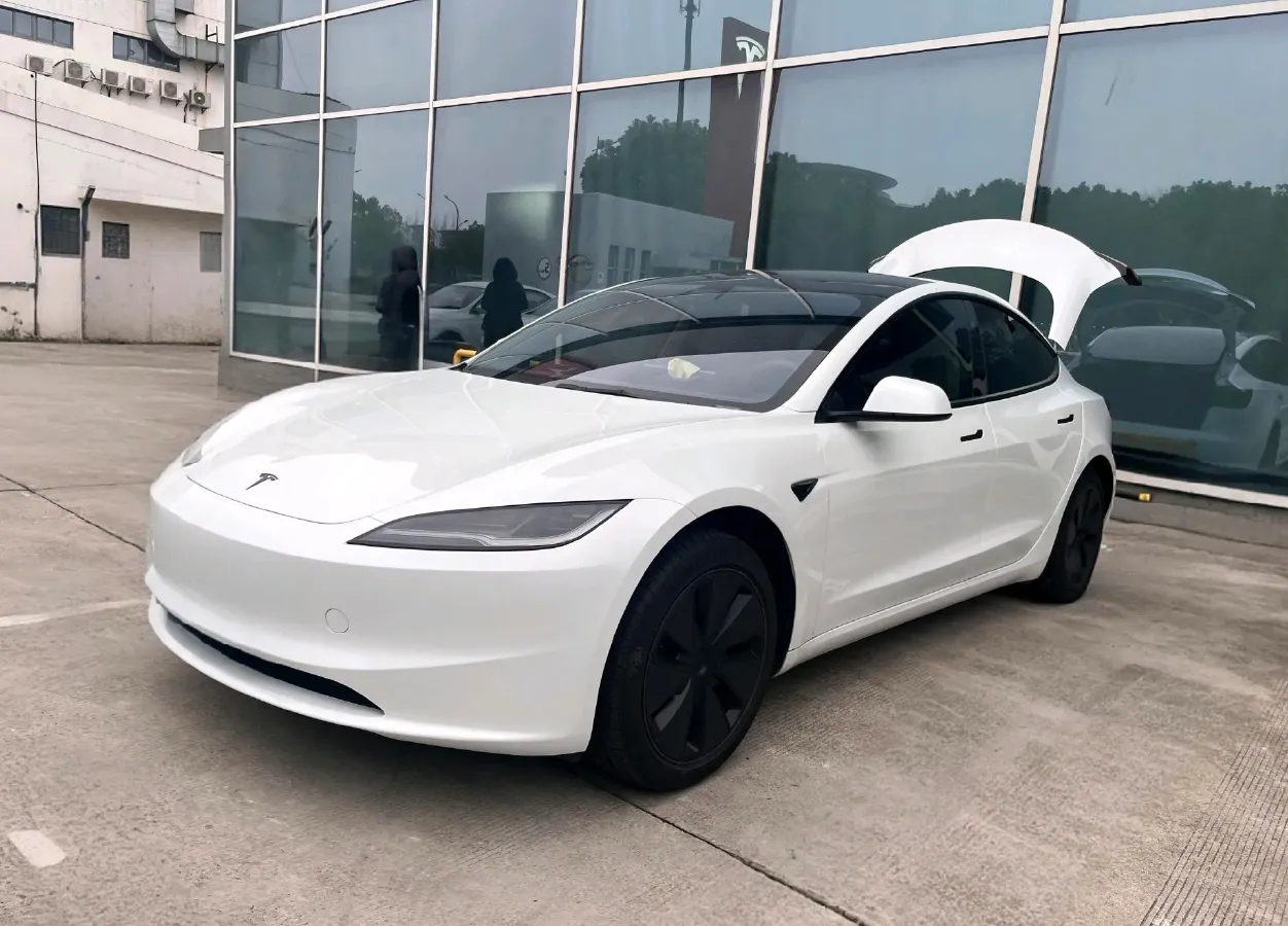 2025 Tesla Model 3 BEV 62.5KWH,autocango,china used car exporter,china ev exporter,chinese used car exporter,chinese used ev exporter