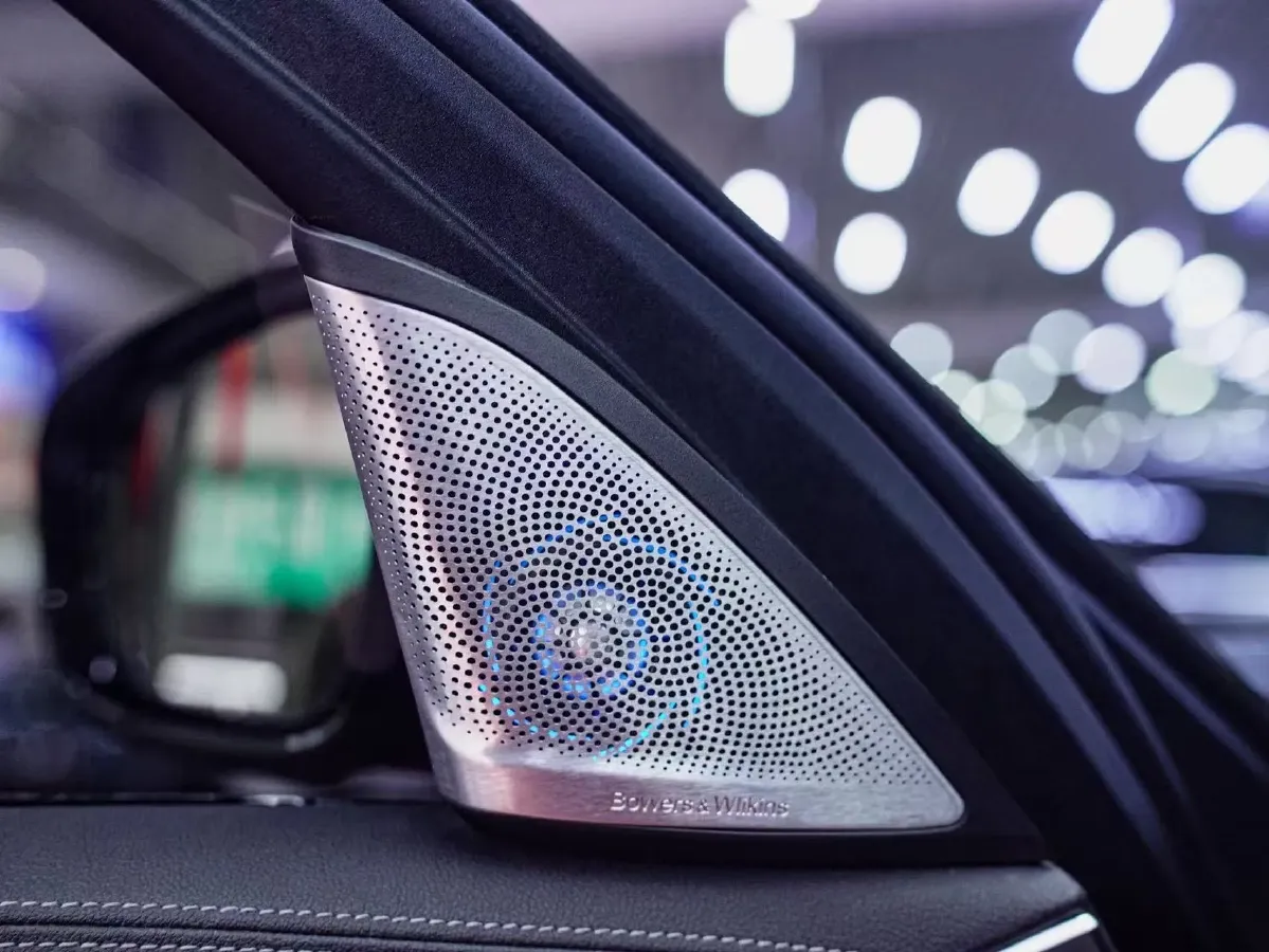 2021 BMW 5 Series 2.0T 252HP L4 8AT,autocango,china used car exporter,china ev exporter,chinese used car exporter,chinese used ev exporter