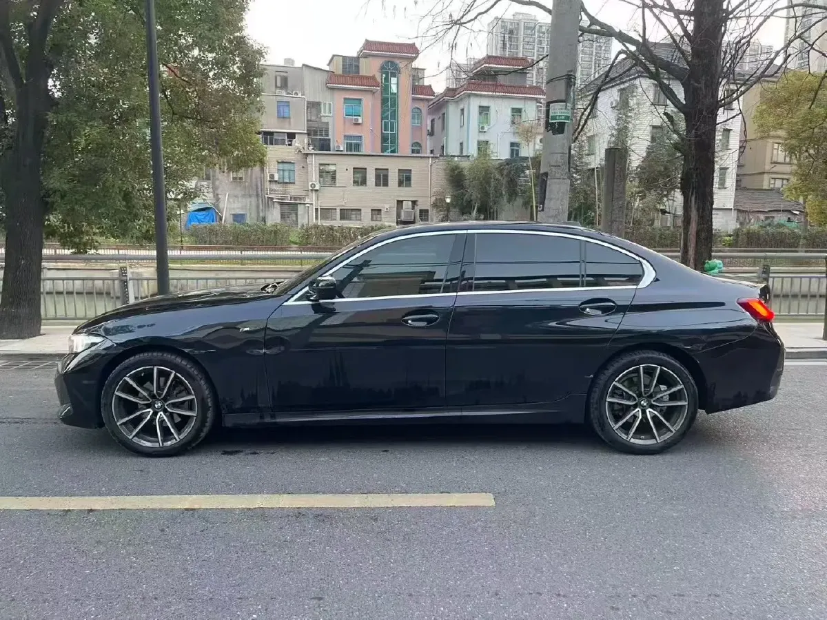2024 BMW 3 Series 2.0T 184HP L4 8AT,autocango,china used car exporter,china ev exporter,chinese used car exporter,chinese used ev exporter