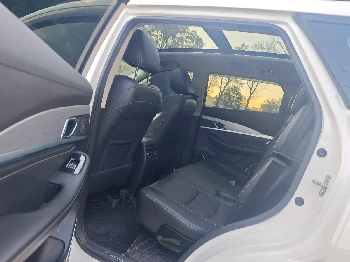 2021 Bestune T55 1.5T 169HP L4 7DCT,autocango,china used car exporter,china ev exporter,chinese used car exporter,chinese used ev exporter