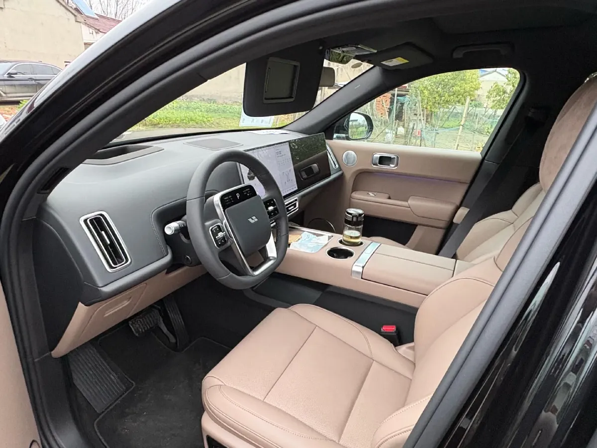 2025 Li L7 Range Extended 154HP REEV,autocango,china used car exporter,china ev exporter,chinese used car exporter,chinese used ev exporter