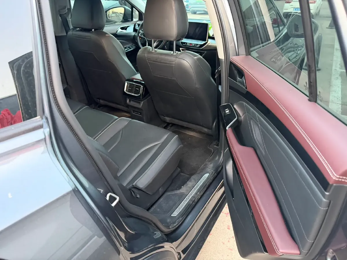 2023 Volkswagen ID.6 X BEV 63.2KWH,autocango,china used car exporter,china ev exporter,chinese used car exporter,chinese used ev exporter