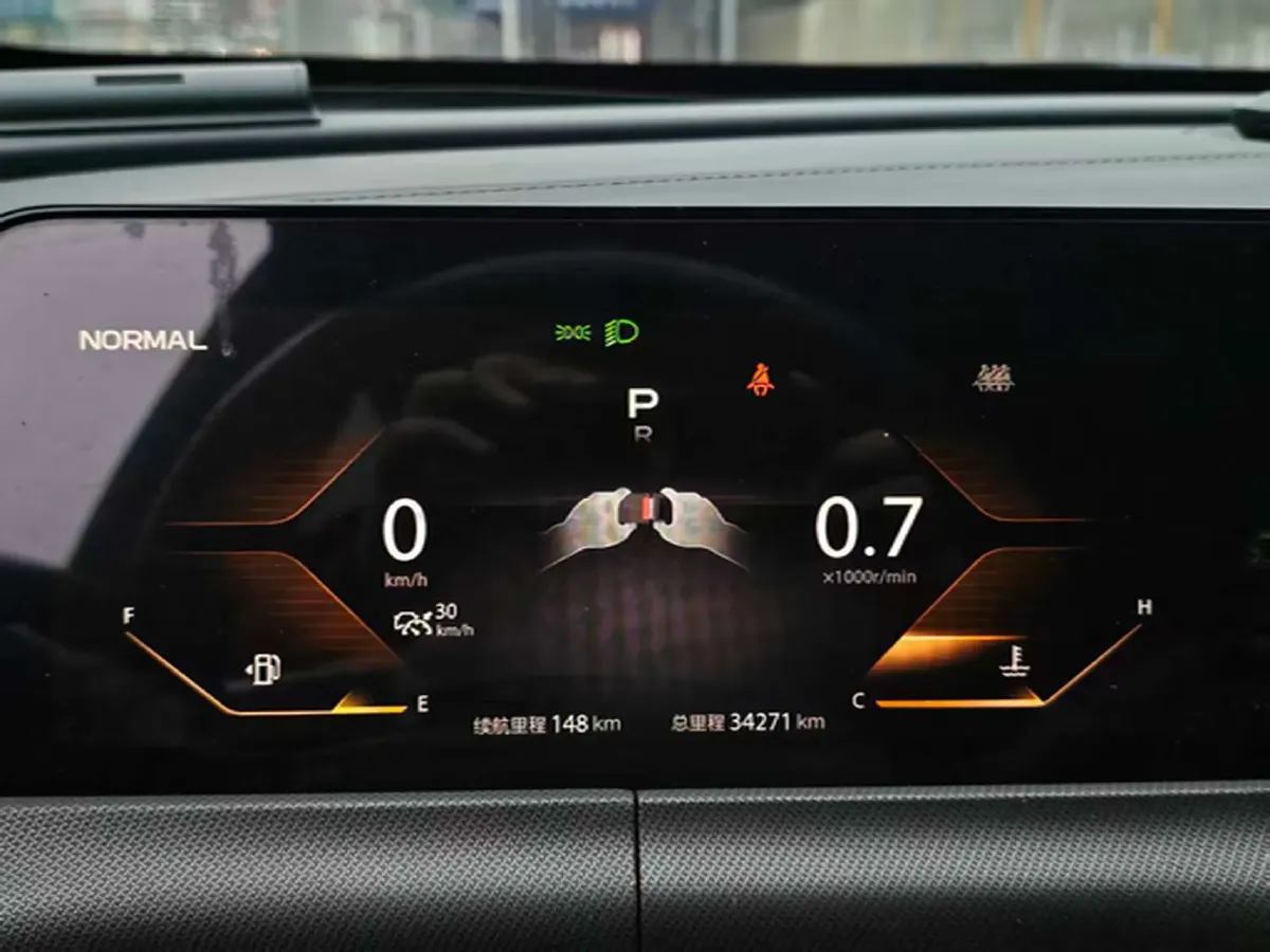 2020 ChangAn UNI-T 1.5T 180HP L4 7DCT,autocango,china used car exporter,china ev exporter,chinese used car exporter,chinese used ev exporter