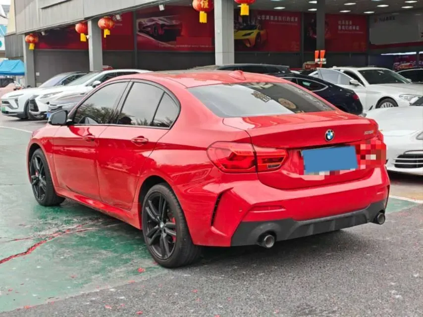 2021 BMW 1 Series 2.0T 192HP L4 7DCT,autocango,china used car exporter,china ev exporter,chinese used car exporter,chinese used ev exporter