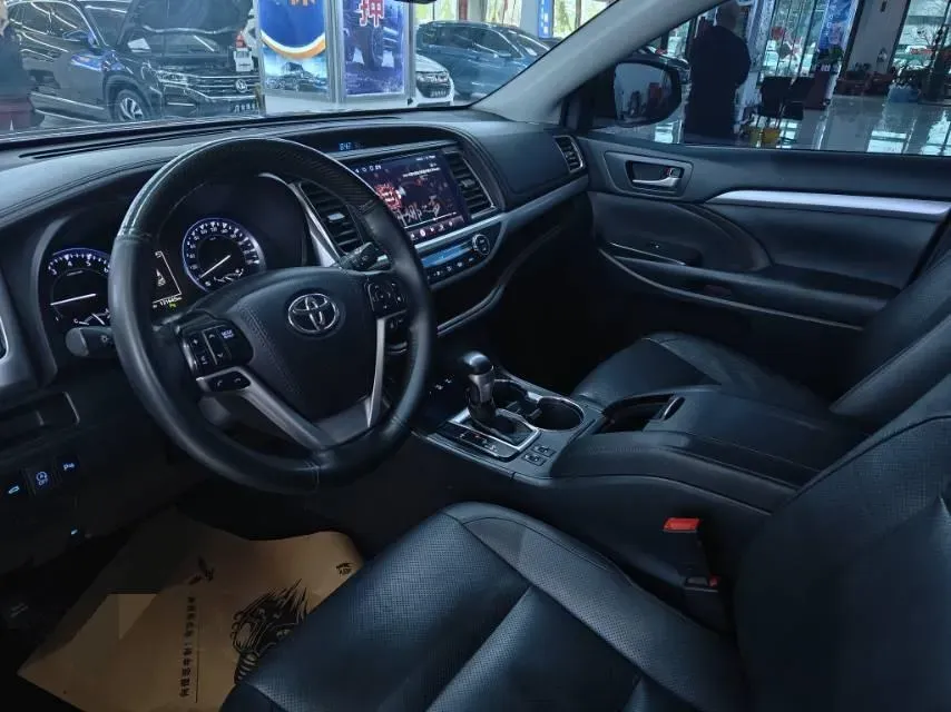 2018 Toyota Highlander 2.0T 220HP L4 6AT,autocango,china used car exporter,china ev exporter,chinese used car exporter,chinese used ev exporter
