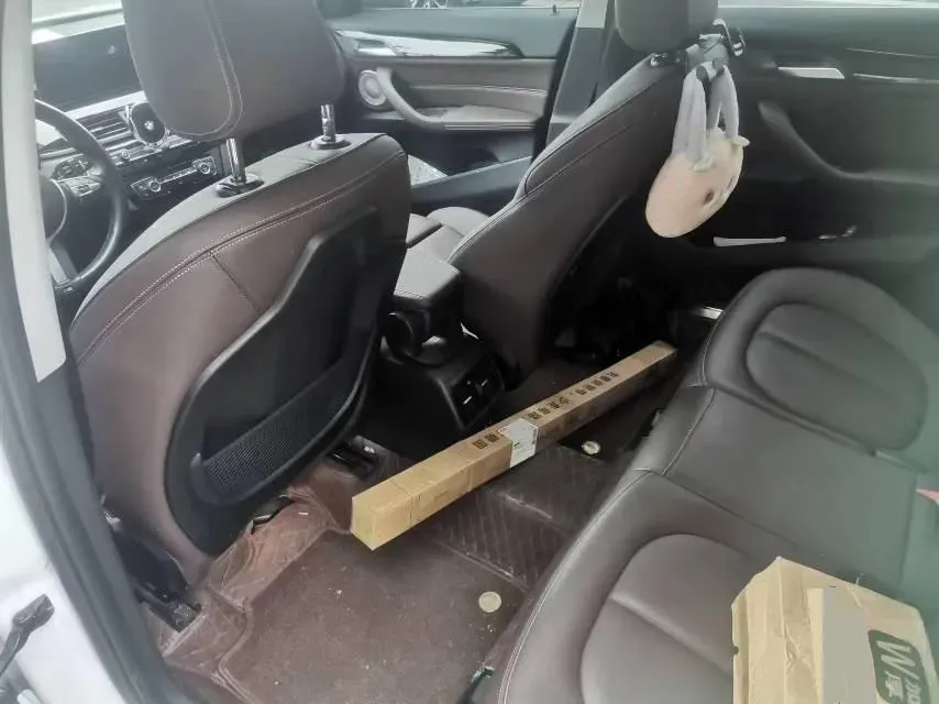 2022 BMW X1 2.0T 192HP L4 7DCT,autocango,china used car exporter,china ev exporter,chinese used car exporter,chinese used ev exporter