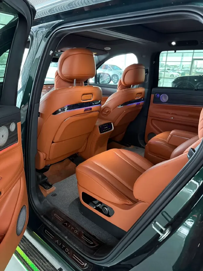 2024 HIMA AITO M9 1.5T 152HP L4 REEV 52KWH,autocango,china used car exporter,china ev exporter,chinese used car exporter,chinese used ev exporter