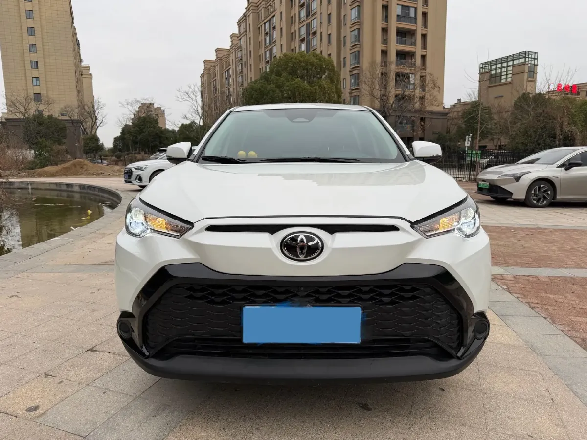 2023 Toyota Frontlander 2.0L 171HP L4 CVT,autocango,china used car exporter,china ev exporter,chinese used car exporter,chinese used ev exporter