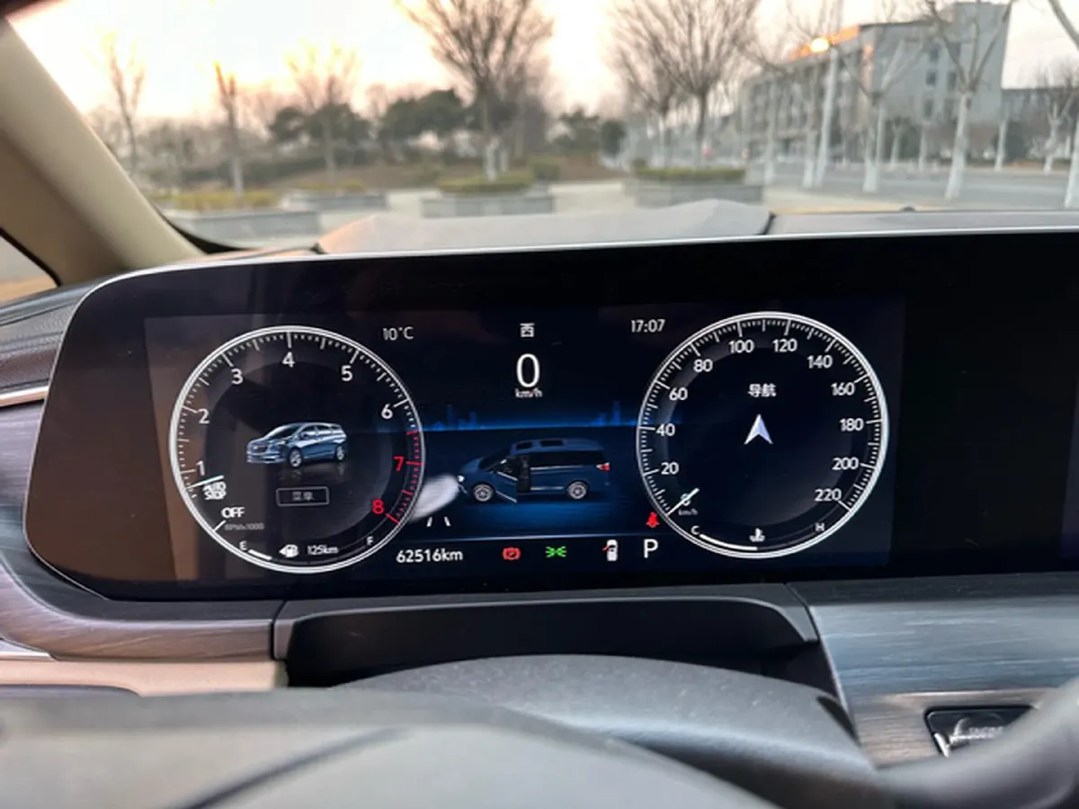 2022 Buick GL8 2.0T 237HP L4 9AT,autocango,china used car exporter,china ev exporter,chinese used car exporter,chinese used ev exporter