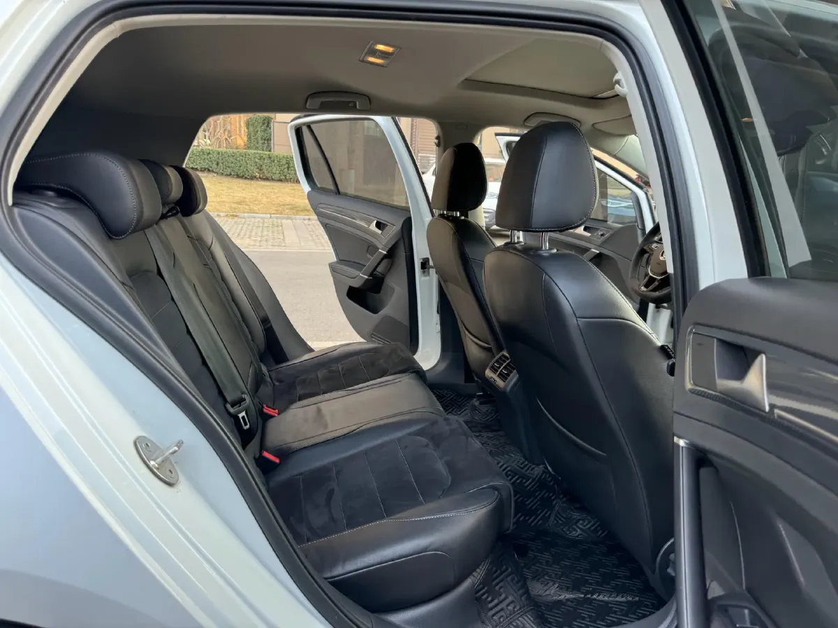 2018 Volkswagen Golf 1.4T 131HP L4 7DCT,autocango,china used car exporter,china ev exporter,chinese used car exporter,chinese used ev exporter