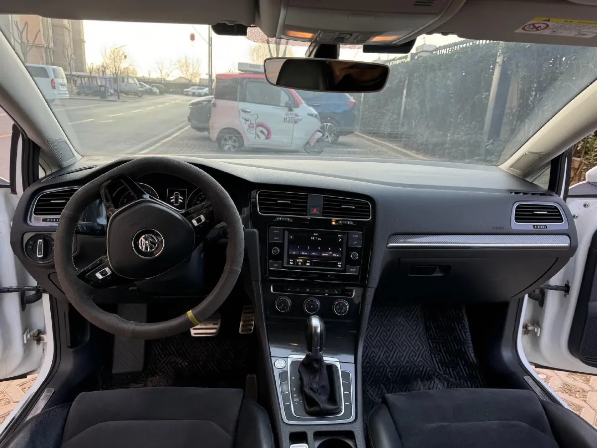 2018 Volkswagen Golf 1.4T 131HP L4 7DCT,autocango,china used car exporter,china ev exporter,chinese used car exporter,chinese used ev exporter
