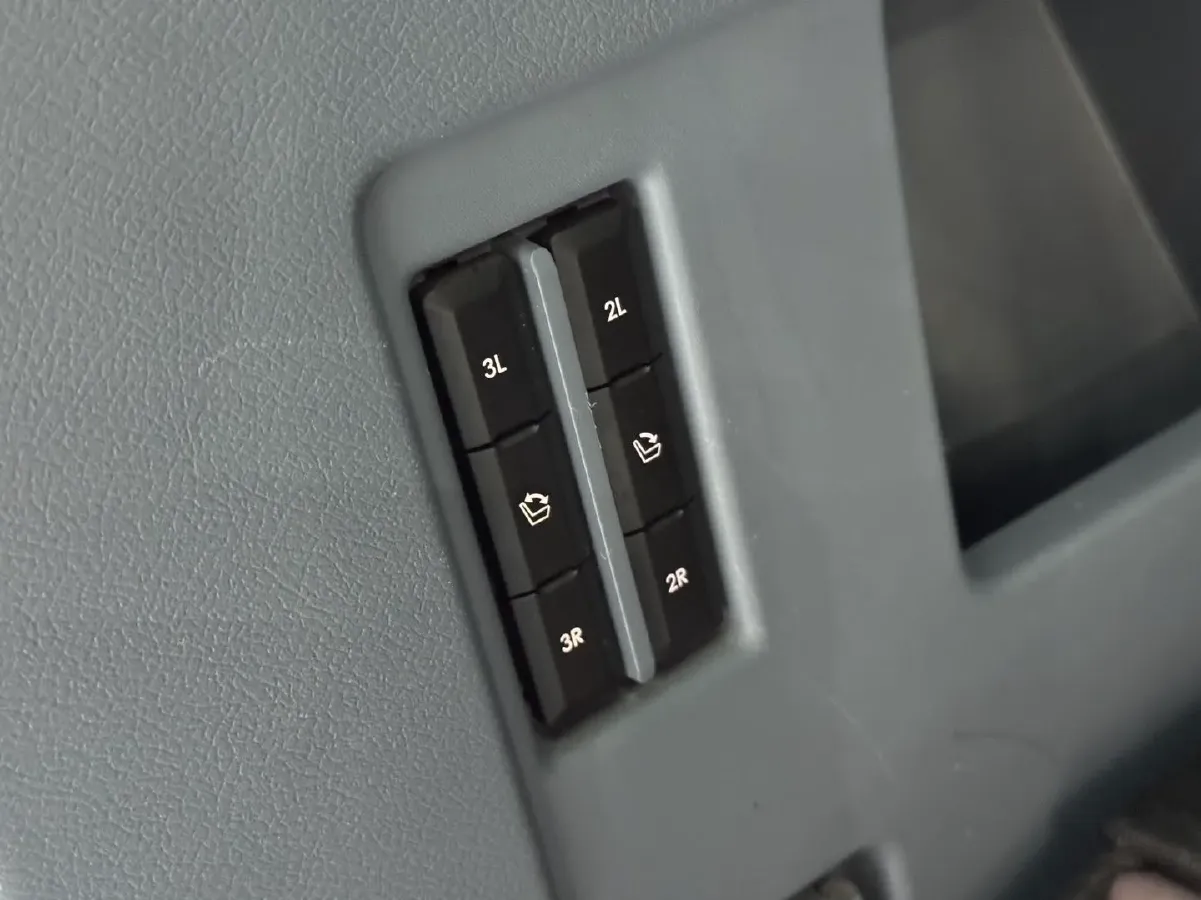 2022 Porsche Panamera 2.9T 330HP V6 8DCT PHEV 17.9KWH,autocango,china used car exporter,china ev exporter,chinese used car exporter,chinese used ev exporter