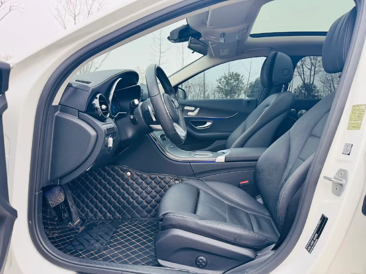 2021 Mercedes-Benz C Class 1.5T 184HP L4 9AT,autocango,china used car exporter,china ev exporter,chinese used car exporter,chinese used ev exporter