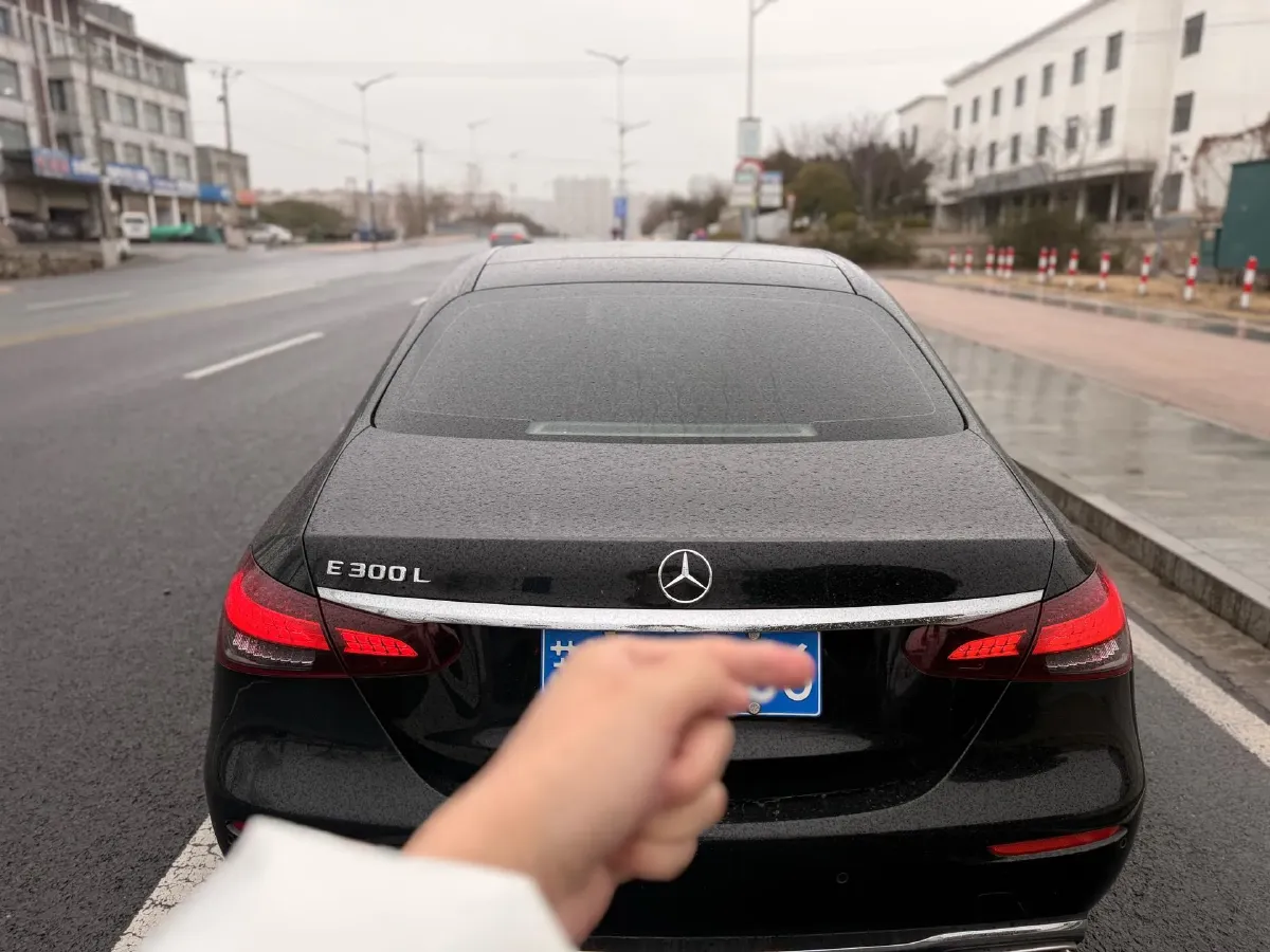 2022 Mercedes-Benz E Class 2.0T 258HP L4 9AT,autocango,china used car exporter,china ev exporter,chinese used car exporter,chinese used ev exporter