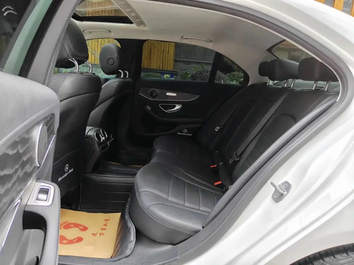 2020 Mercedes-Benz C Class 1.5T 156HP L4 9AT,autocango,china used car exporter,china ev exporter,chinese used car exporter,chinese used ev exporter