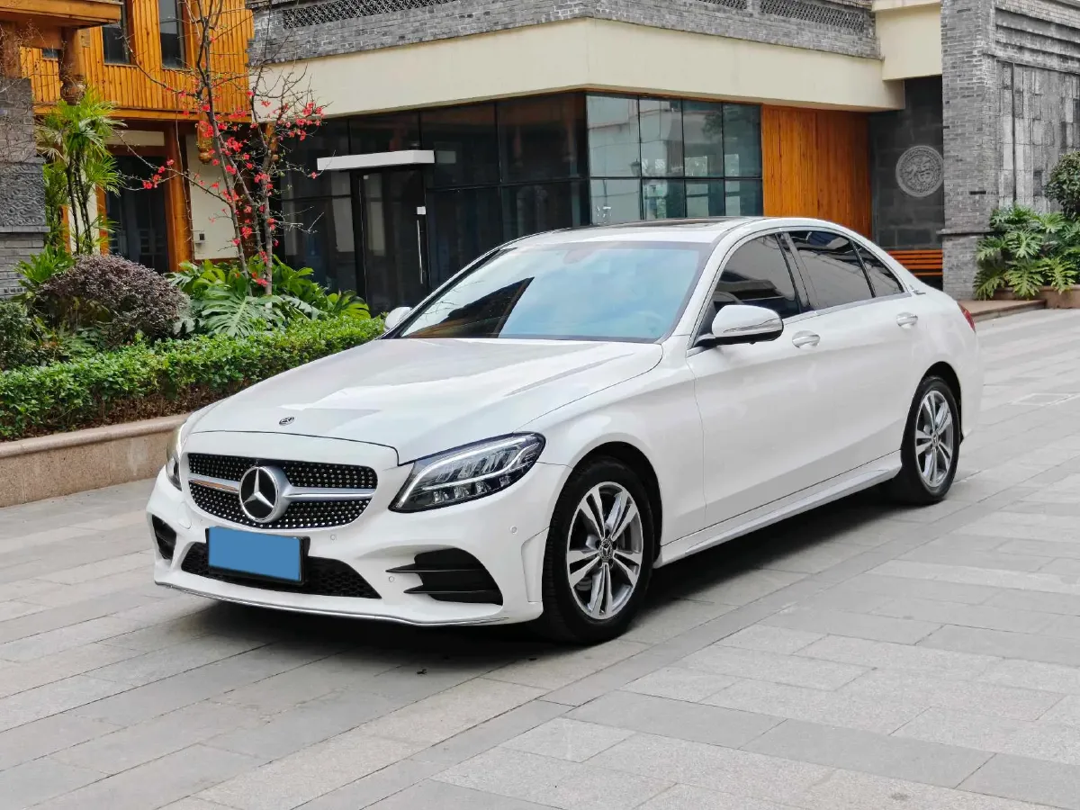 2020 Mercedes-Benz C Class 1.5T 156HP L4 9AT,autocango,china used car exporter,china ev exporter,chinese used car exporter,chinese used ev exporter