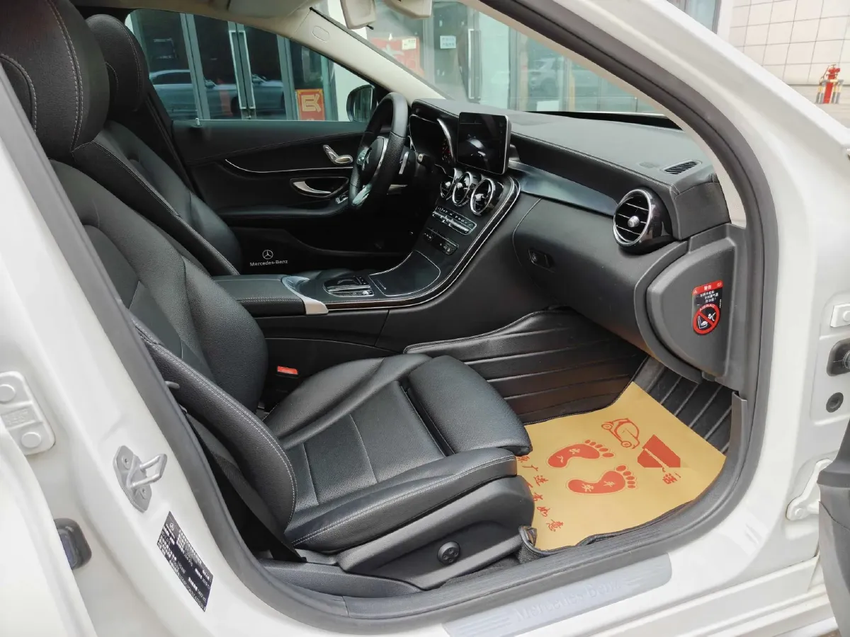 2020 Mercedes-Benz C Class 1.5T 156HP L4 9AT,autocango,china used car exporter,china ev exporter,chinese used car exporter,chinese used ev exporter