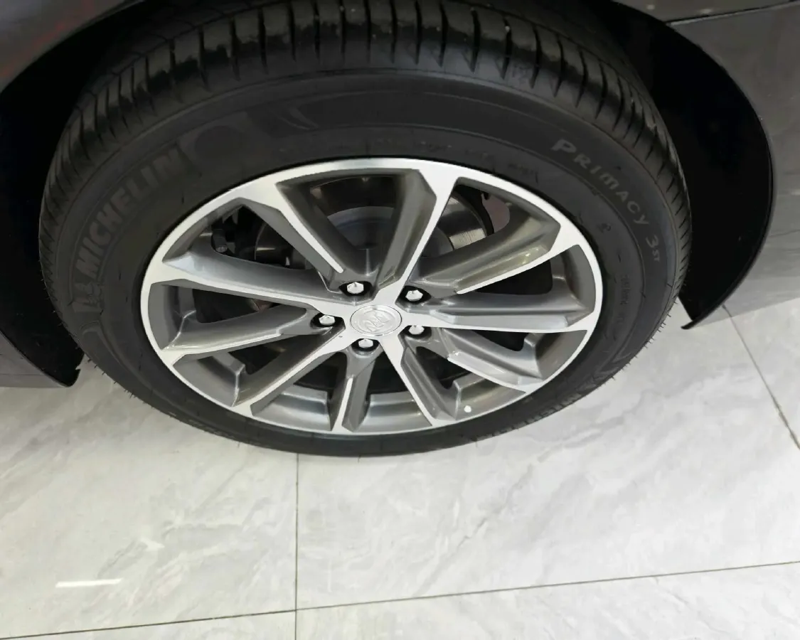 2020 Buick Larcosse 2.0T 237HP L4 9AT,autocango,china used car exporter,china ev exporter,chinese used car exporter,chinese used ev exporter