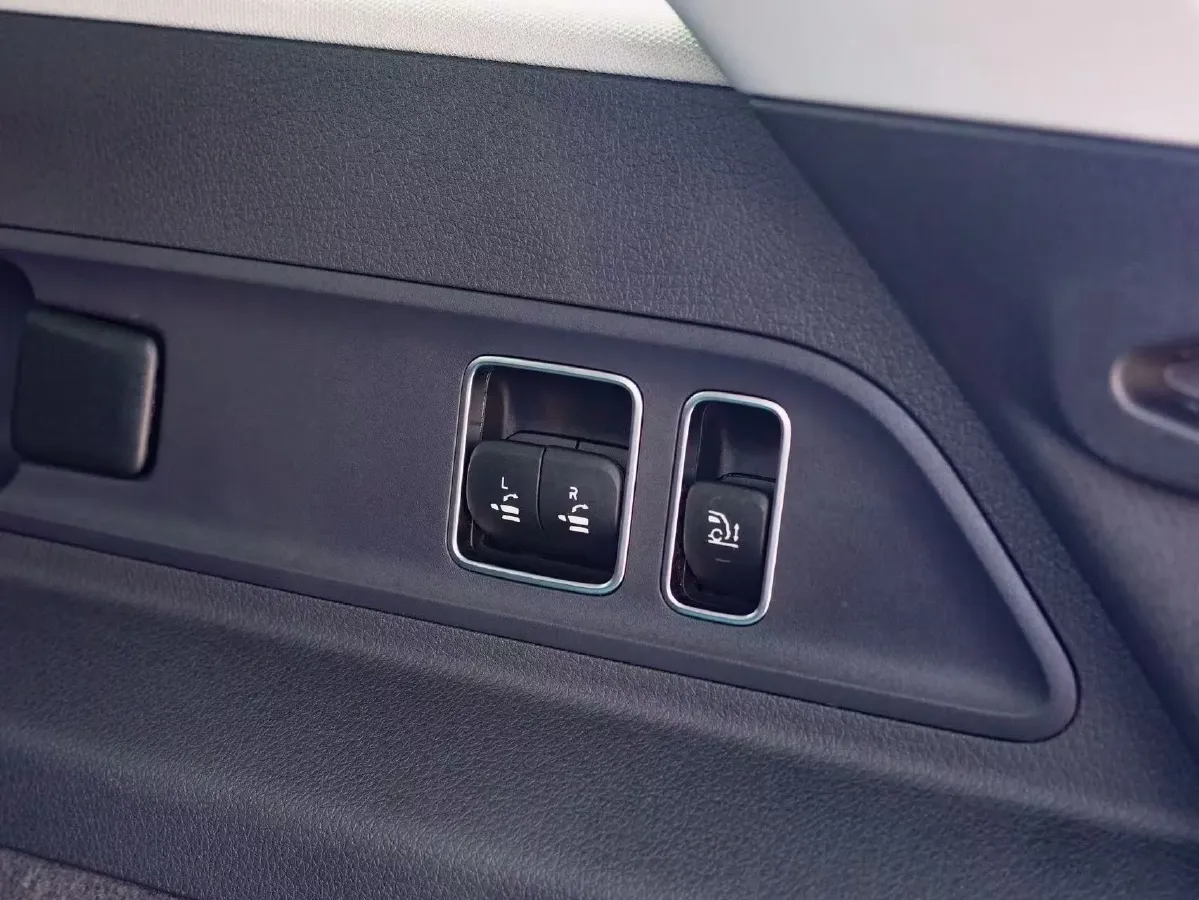 2020 Mercedes-Benz GLE Class 2.0T 258HP L4 9AT,autocango,china used car exporter,china ev exporter,chinese used car exporter,chinese used ev exporter