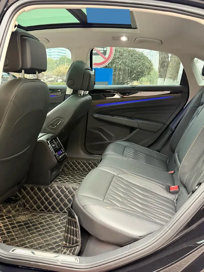 2019 Volvo V40 1.5T 152HP L4 6AT,autocango,china used car exporter,china ev exporter,chinese used car exporter,chinese used ev exporter